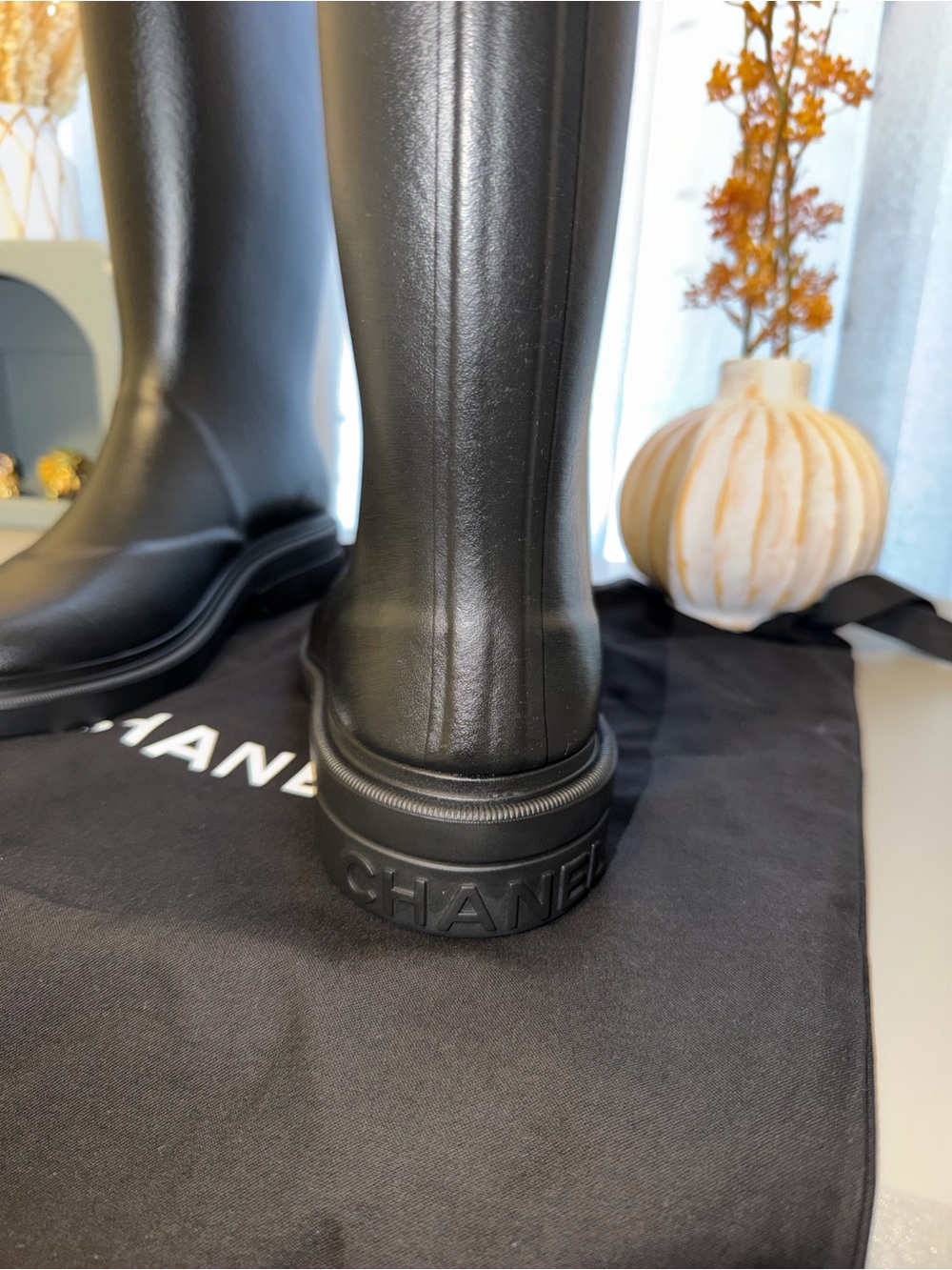 CHANEL Black CC Rain Boots Size 38 Brand New Box Dust Bag - Picture 13 of 13